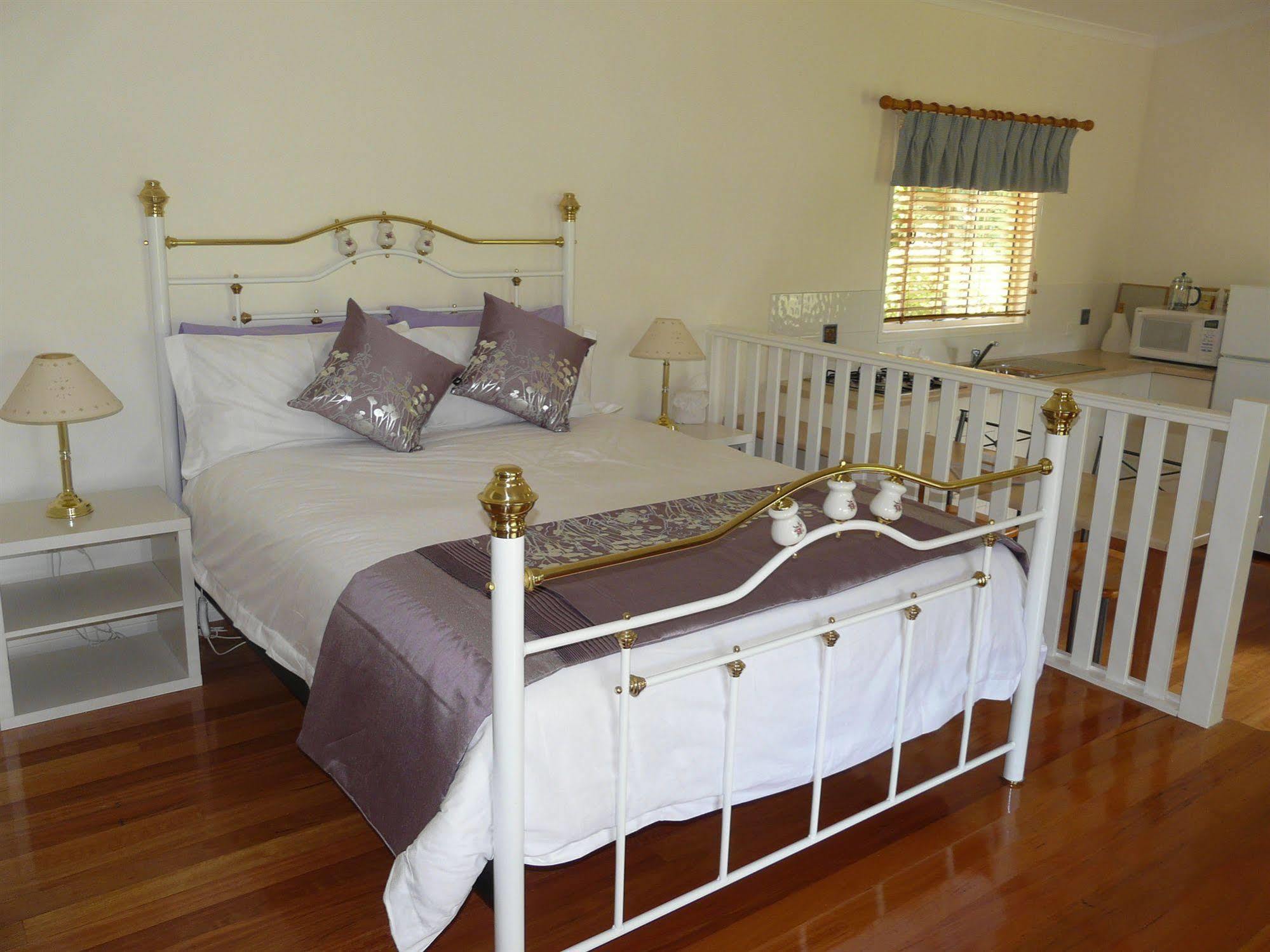 Granite Gardens Cottages & Lake Retreat Stanthorpe Exterior foto