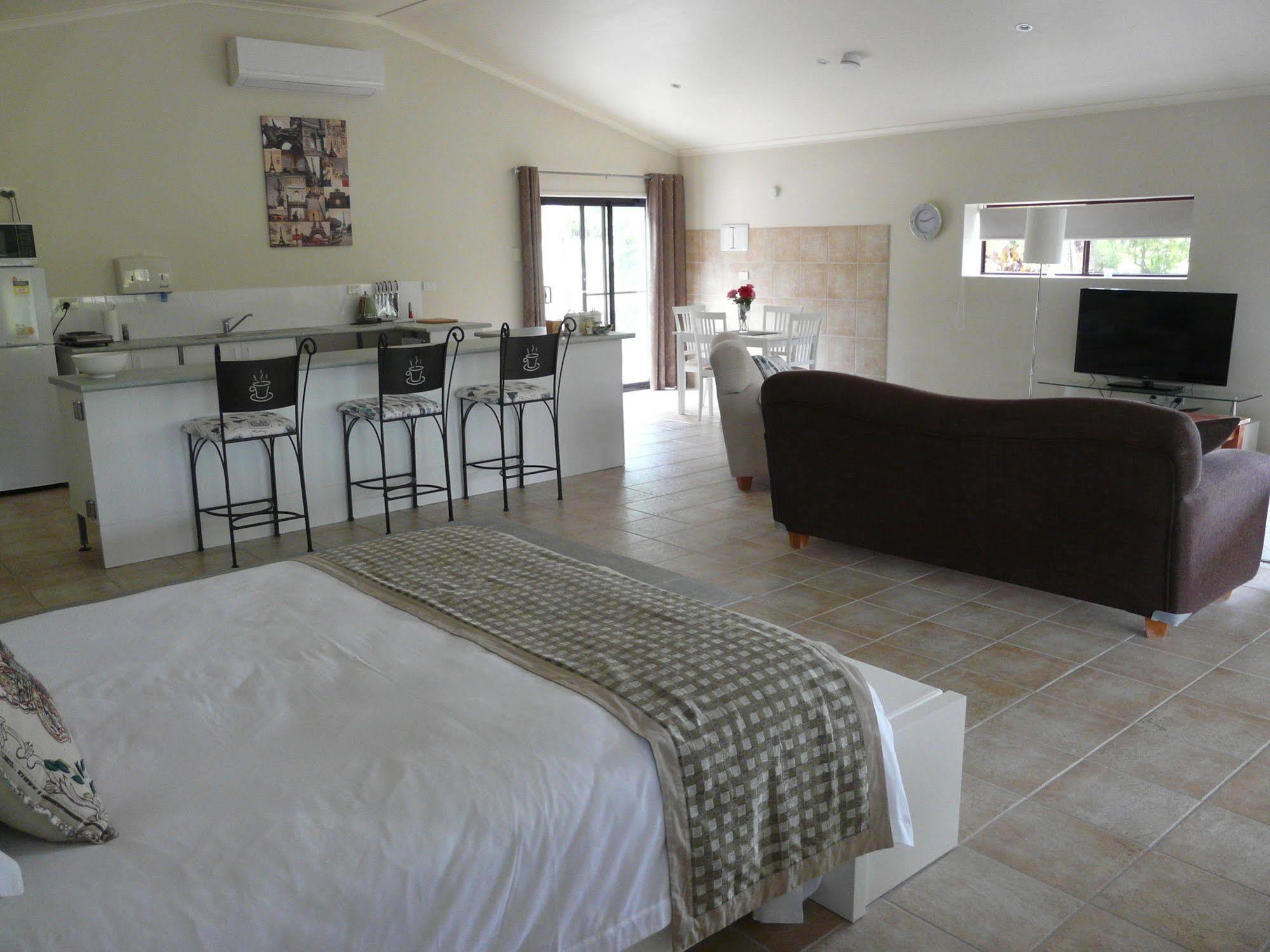 Granite Gardens Cottages & Lake Retreat Stanthorpe Exterior foto