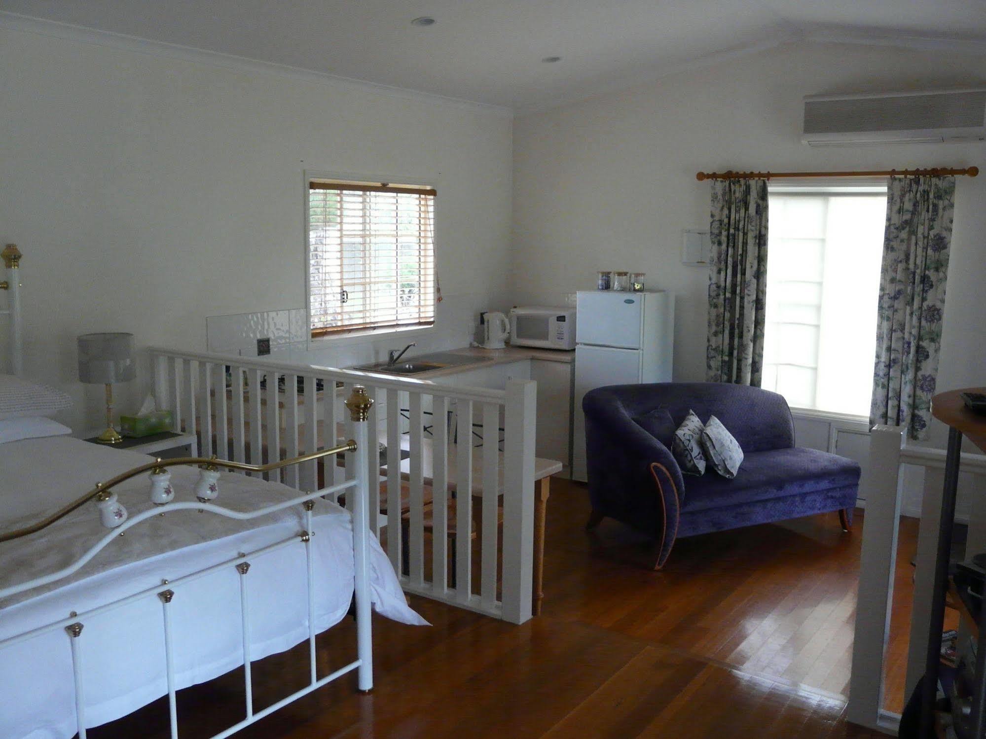 Granite Gardens Cottages & Lake Retreat Stanthorpe Exterior foto